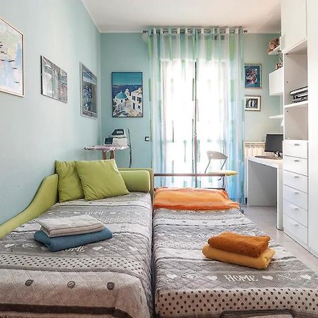 Moderno Appartamento Zona Centrale ลาตินา ภายนอก รูปภาพ